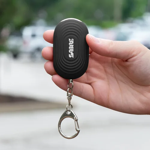 Miniatura 8 de Alarma personal 2 en 1 de SABRE con luz LED, sirena de seguridad personal de 130 dB, gancho de enganche para acceso instantáneo, rango de 1,250 pies
