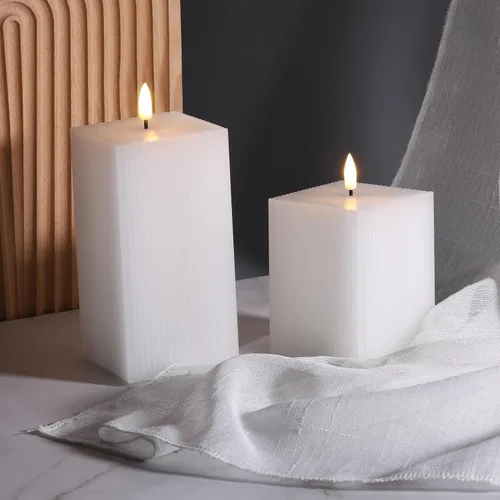 Miniatura 5 de Velas sin llama blancas acanaladas con control remoto, juego de 2 velas LED cuadradas a pilas, velas parpadeantes de cera real para decoración