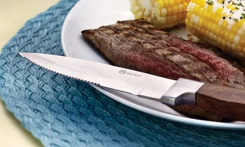 Miniatura 8 de Cuchillos para carne personalizados Juego de 4 cuchillos de carne dentados..