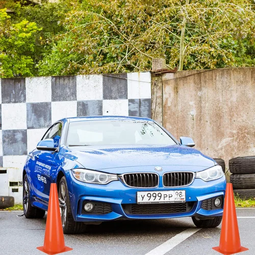 Miniatura 3 de Paquete de 5 conos de tráfico de 18 pulgadas, conos de estacionamiento de seguridad en carretera, conos marcadores de campo de agilidad para fútbol