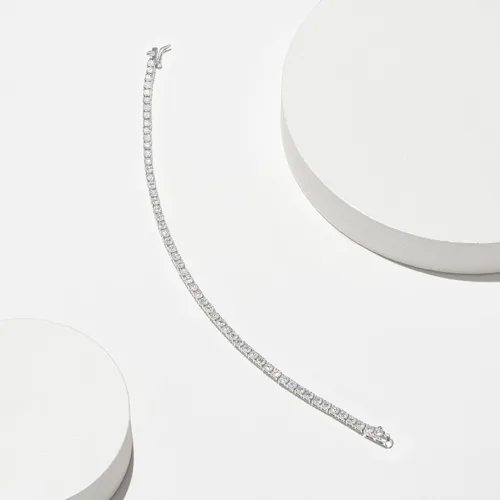 Miniatura 6 de Tienda Essentials Pulsera de tenis chapada en plata de ley con circonita cúbica de corte redondo