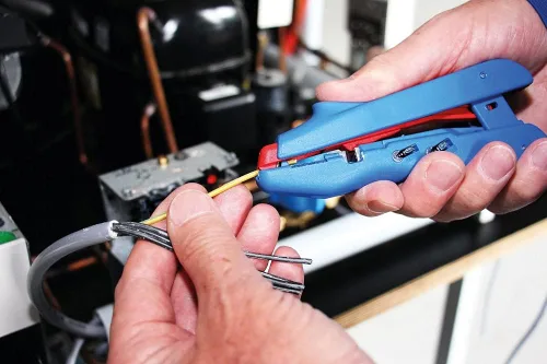 Miniatura 2 de WEICON Duo-Crimp No. 300 Pelacables y crimpadora de virola automático, herramienta 3 en 1 con cortador lateral, 10–20 AWG (1)