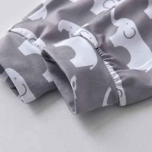 Miniatura 98 de Conjunto de 3 piezas de ropa de bebé recién nacido con estampado de manga larga + pantalones + sombrero