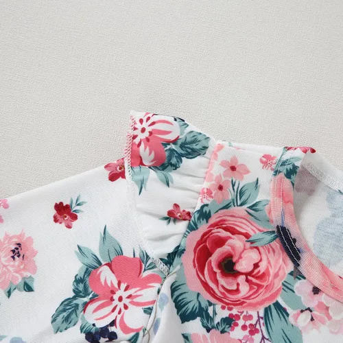 Miniatura 8 de SANMIO Conjunto de ropa para niña, lindo conjunto de camiseta floral con mangas con volantes y pantalones de mezclilla rasgados