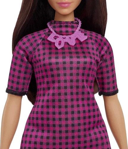 Miniatura 5 de Barbie Fashionistas Doll #188, Curvas con pelo negro, vestido a cuadros y accesorios que incluyen zapatillas rosas y collar
