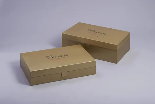 Miniatura 3 de Foster-Stephens - Elegante caja de almacenamiento para vestidos de novia Bolsa de lavanda incluida Organizador de almacenamiento de armario
