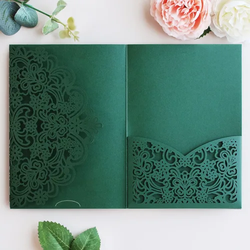 Miniatura 9 de Hosmsua 50 bolsillos de invitación de boda con purpurina morada, 5.12 x 7.2 pulgadas, corte láser, bolsillos de invitación de quinceañera de encaje
