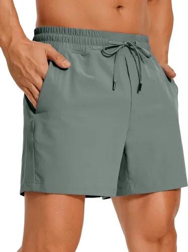 CRZ YOGA Pantalones cortos de entrenamiento sin forro para hombre, ligeros, de secado rápido, para correr, deportes, gimnasio, con bolsillos