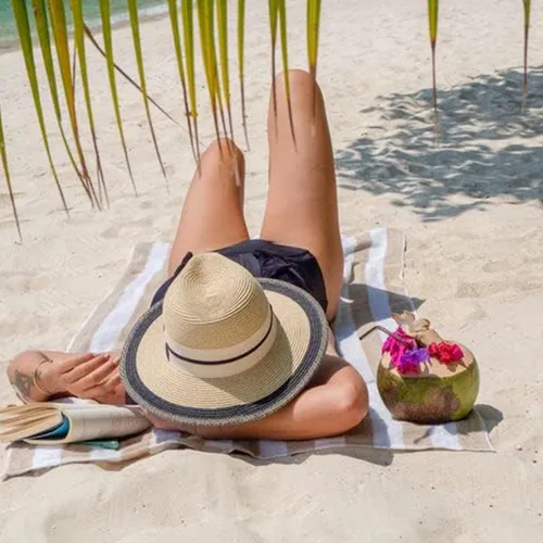 Miniatura 6 de Toallas de playa personalizadas Passion para adultos - Toallas de piscina personalizadas con nombre - Algodón altamente absorbente - Diseño a rayas