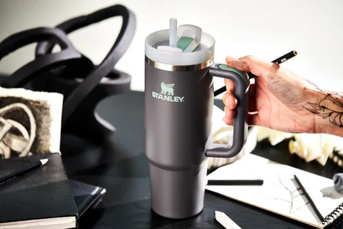 Miniatura 7 de STANLEY Quencher H2.0 FlowState - Vaso térmico de acero inoxidable con aislamiento al vacío, vaso con tapa y pajita para agua, té o café helado