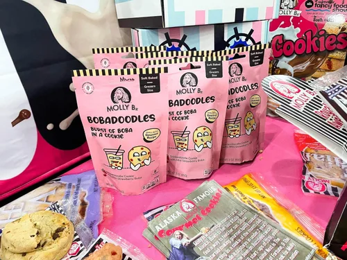 Miniatura 5 de Molly Bz Food Bobadoodles - Burst of Boba in a Cookie - Snickerdoodle con sabor a mini fresa Boba - Horneado suave - Receta gourmet - Paquete de 3