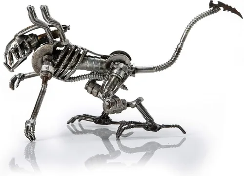 Miniatura 3 de KALIFANO Mini escultura de metal reciclado inspirada en xenomorfos hecha a mano con chatarra, arte de acero inspirado en alienígenas contra