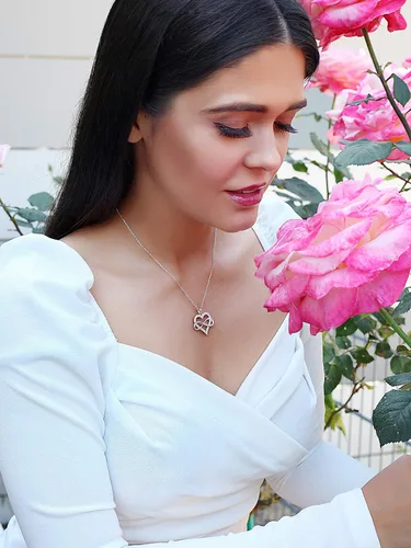 Miniatura 8 de Sash & Soph Collar de corazón infinito para mujer, collar de corazón de plata de ley 925 para novia, colgante de corazón de amor en cadena de 18