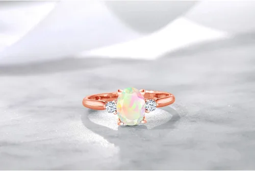 Miniatura 5 de Gem Stone King Anillo de compromiso de oro rosa de 10 quilates con ópalo etíope blanco y zafiro blanco creado con 3 piedras para mujer