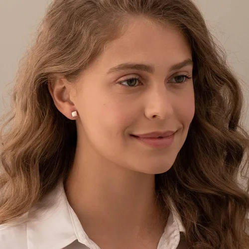 Miniatura 2 de Peora Aretes de ópalo de fuego blanco creado para mujer en oro blanco de 14 quilates, solitario clásico, corte cojín de 0.23 pulgadas, 1 quilate