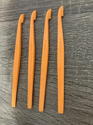 Miniatura 2 de Juego de 4 peladores de cítricos color naranja