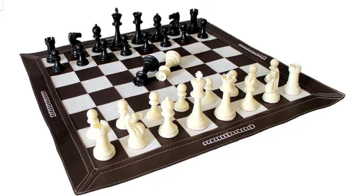Miniatura 2 de Stonkraft - Juego de ajedrez enrollable de cuero genuino de 19" x 19" con piezas de ajedrez de plástico - Bronceado oscuro