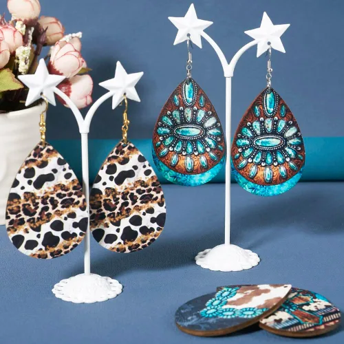 Miniatura 2 de KISSITTY Kit de fabricación de aretes de madera, 36 piezas de lágrima con cruz de vaca y leopardo, dijes de madera impresos con 80 ganchos
