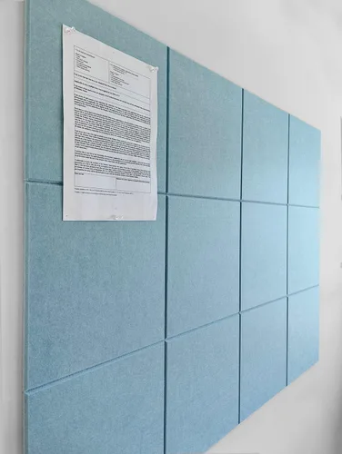 Miniatura 56 de Tabla de corcho alternativa de 24 x 36 pulgadas, paquete de 6 azulejos de pared de fieltro con pestañas adhesivas extraíbles seguras, tableros