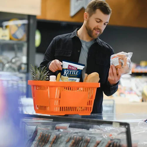 Miniatura 7 de Herr's Chips originales de hervidor, 1.125 onzas (paquete de 30 bolsas) – crujientes y doradas con sabor clásico – perfectas para almuerzos y viajes