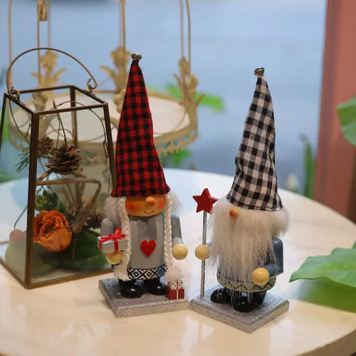 Miniatura 8 de FUNPENY Cascanueces decorativos de Navidad de 11 pulgadas, 2 juegos hechos a mano de gnomo de madera de peluche escandinavo sueco, regalo
