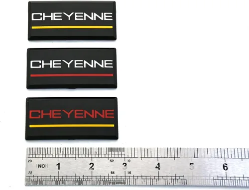 Miniatura 6 de SSDD 2 emblemas de cabina Cheyenne de repuesto para pilar de techo lateral Chevrolet 88-94 placa de identificación 3D (cromo/amarillo)