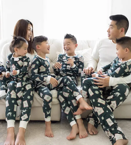 Miniatura 3 de Burt's Bees Baby Conjuntos de pijamas de Navidad familiares a juego, pijamas de algodón orgánico para niños, niños pequeños, mujeres y adultos