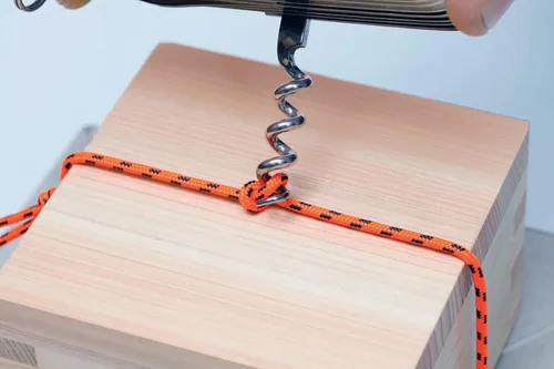 Miniatura 5 de Victorinox Climber Navaja del Ejército Suizo, Navaja de Bolsillo Suiza de 14 Funciones Hecha en Suiza con 2 Hojas, Sacacorchos y Destornillador