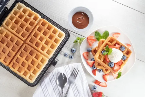 Miniatura 6 de CucinaPro Máquina para hacer gofres belgas de cuatro cuadrados, aparato de cocina extra grande de acero inoxidable con placas de hierro