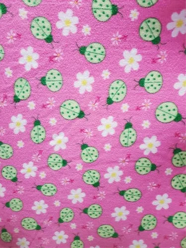 Fabric Empire Tela polar de mariquita verde sobre fondo rosado: 58 pulgadas de ancho, vendido por The Continuous Yard - Material adorable y