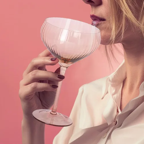 Miniatura 5 de Mary Square 47881 Gold Rim - Taza de bebida de cóctel para vino de champán con tallo de vidrio acanalado duradero de 5 onzas, accesorio para carrito