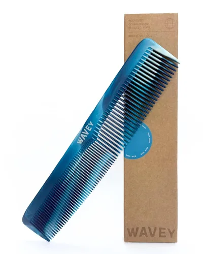 WAVEY Peine de pelo de calidad para hombres y mujeres, plástico océano reciclado, 7 pulgadas de largo, perfecto para el hogar y los viajes, diente