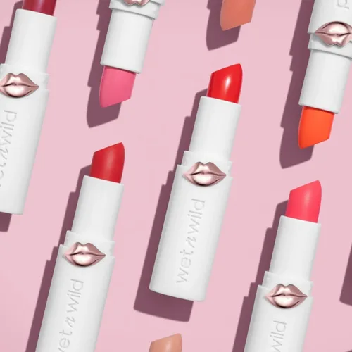 Miniatura 11 de wet n wild Mega Last Lápiz Labial de Alto Brillo, Color de Labios, Infundido con Aceites de Semillas para un Brillo Alto Nutritivo, Color Cremoso