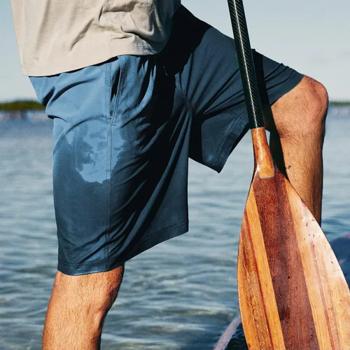 Miniatura 32 de Free Fly Pantalones cortos Breeze para hombre, entrepierna de 8 pulgadas, de secado rápido, ligeros, con protección solar UPF 50+