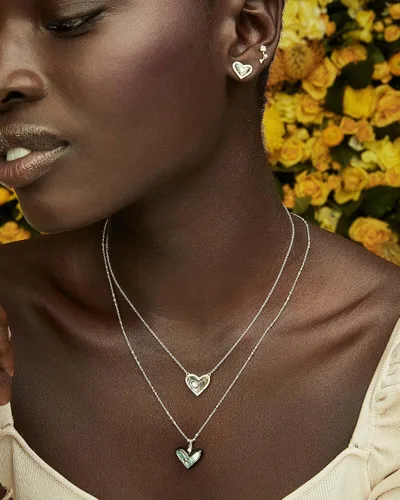 Miniatura 4 de Kendra Scott Ari - Collar con colgante de corazón y longitud ajustable para mujer, joyería a la moda