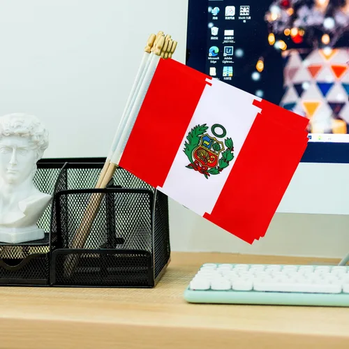 Miniatura 6 de TSMD Mini banderas de mano con bandera peruana, 5 x 8 pulgadas, paquete de 12