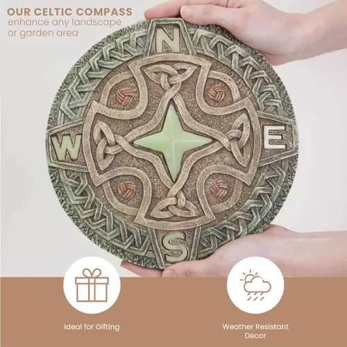Miniatura 6 de Bits and Pieces - Piedra decorativa de brújula celta que brilla en la oscuridad de 10" (25,5 cm) - Decoración de patio - Hermosa piedra