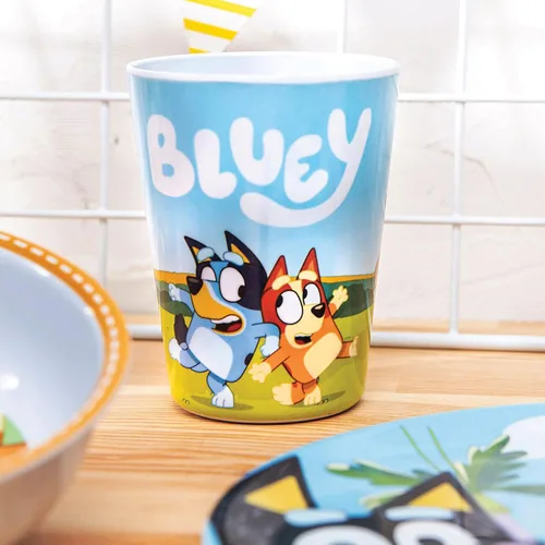 Miniatura 8 de Zak Designs Bluey - Juego de vajilla de 5 piezas, plástico duradero y acero inoxidable, incluye vaso, plato de 8 pulgadas, cuenco de 6 pulgadas, Azul