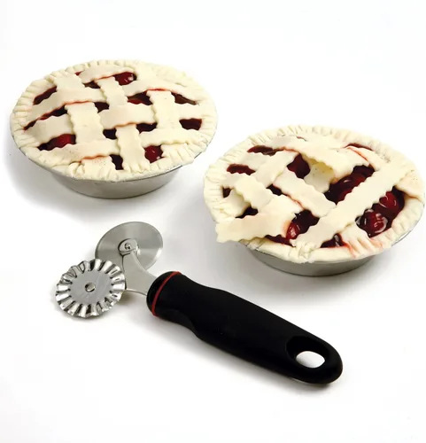 Miniatura 6 de MARCATO Atlas 150 - Máquina para pasta, fabricada en Italia, incluye cortador, manivela e instrucciones, 5.906 in, acero inoxidable y rueda