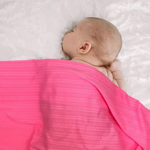Miniatura 4 de DRESHOW BQUBO Manta de recepción para recién nacido, cálida para niñas con sombrero de lazo y diadema de lazo, regalo para baby shower 1 juego