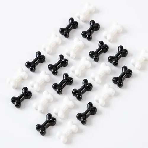 Miniatura 5 de 100 piezas de mini huesos de esqueleto de Halloween de resina negro y blanco mini huesos falsos de Halloween, decoración de mesa para manualidades