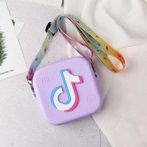 Miniatura 7 de Y-bblebao, Púrpura