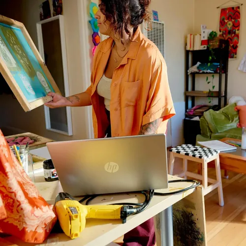 Miniatura 6 de HP Portátil empresarial con pantalla táctil de 15.6", 32 GB de RAM 1.5 TB de almacenamiento (1 TB SSD+512 GB de estación de acoplamiento), Intel
