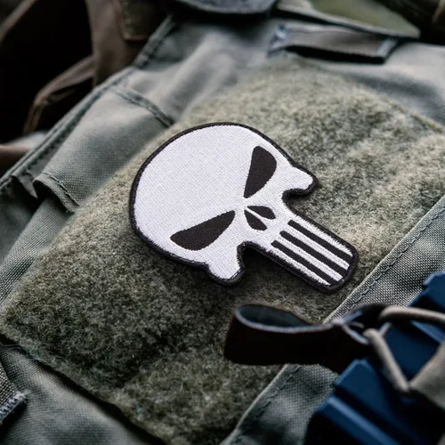 Miniatura 2 de 2 parches de calavera blanca bordados con cierre de gancho y bucle, parche táctico militar moral para mochila, chaleco a prueba de balas, arnés