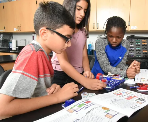 Miniatura 4 de Snap Circuits - Programa de formación electrónica para estudiantes SC-100