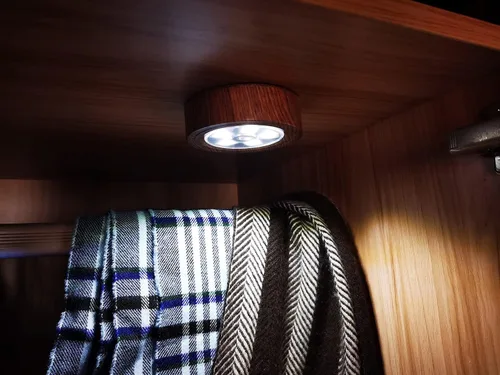 Miniatura 6 de Luces de disco con control remoto, luces LED para debajo del gabinete con temporizador automático, funciona con pilas, luz regulable debajo