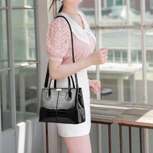 Miniatura 7 de XingChen Bolso de mano y bolso para mujer, de charol, diseño de cocodrilo, con asa superior, cartera