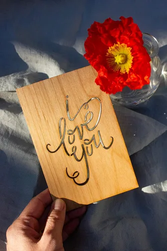 Miniatura 5 de Tarjeta de madera con texto en inglés "I Love You" (regalos personalizados, mensaje personalizado, aniversario, boda, cumpleaños, solo porque sí)