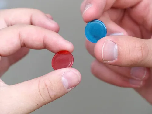 Miniatura 2 de Regal Bingo Chips de bingo de plástico, 3000 piezas, juego de fichas transparentes transparentes para juego de mesa, divertida noche de bingo