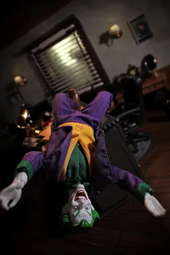 Miniatura 16 de DC Comics - Figura de acción de The Joker de 8 pulgadas